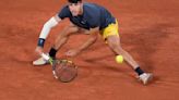 Carlos Alcaraz makes confident start at French Open, Naomi Osaka advances