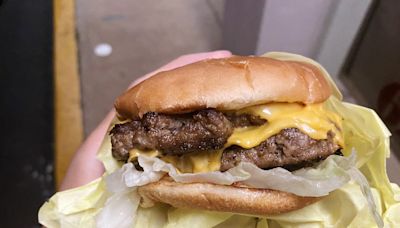 Old-school Hawaii restaurant has the best cheeseburger in the U.S., says Yelp