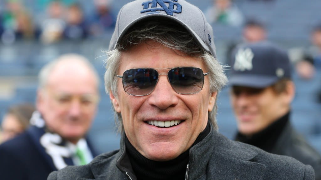 Bon Jovi offering limited Notre Dame-themed edition of new album