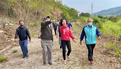 江和樹批只會勘查和種花 何欣純這麼看