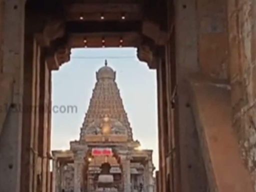 On Ashada Navratri At Thanjavur Temple, Percussionist Sivamani Steals The Show With Brilliant Performance - News18