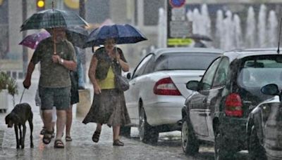 Un alcalde francés aprobó una ordenanza para que pare de llover y le pidió a la iglesia que hable con el “más allá”