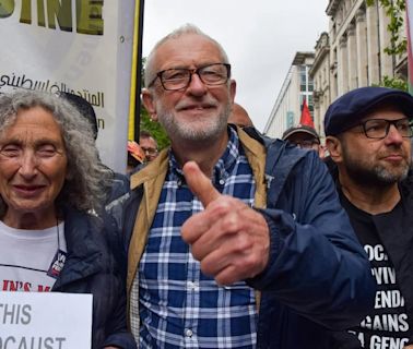 Corbyn anuncia un grupo parlamentario con otros cuatro diputados propalestinos en el Parlamento británico