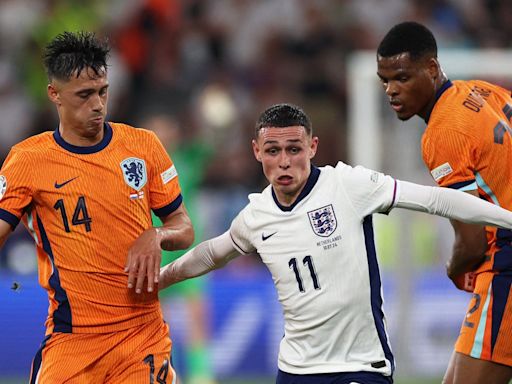 England vs Netherlands LIVE: Score updates as Pickford denies Van Dijk after ‘disgraceful’ Kane penalty