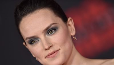 Daisy Ridley Reveals Graves’ Disease Diagnosis - WDEF