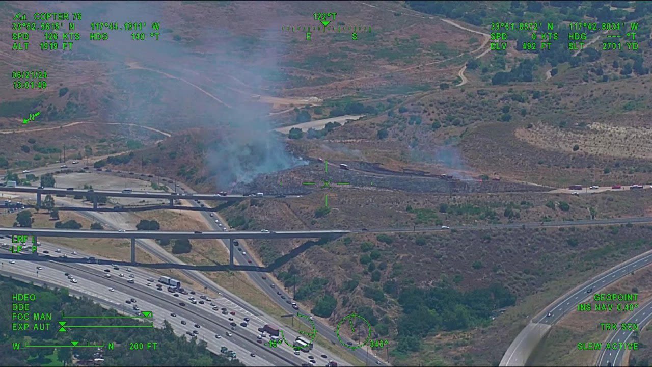 ‘Coal Fire’ breaks out near freeway in Orange County