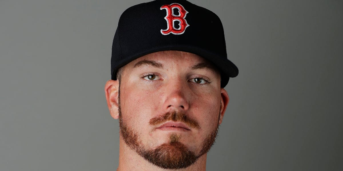 Former Red Sox pitcher arrested in an underage sex sting, sheriff says