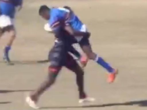 See what could be the most embarrassing footy tackle ever made