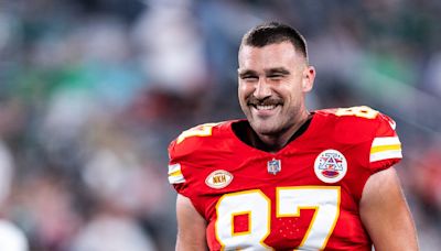 Travis Kelce Stops by Morgan Wallen's Bar in Nashville