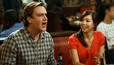 Alyson Hannigan pitches 'How I Met Your Mother' spinoff focusing on TV husband