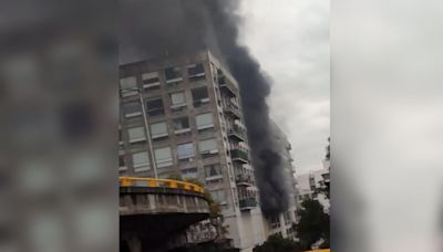 Incendio en Azcapotzalco consume edificio de departamentos; esto pasó