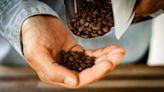 Moler el café en casa: ¿cuáles son sus beneficios?