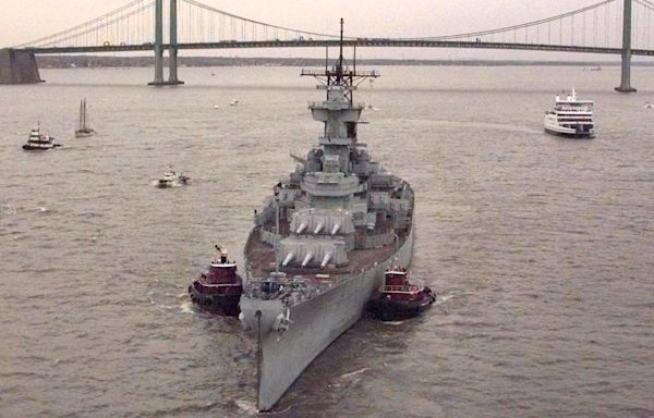 Gender no longer matters on U.S. submarine named for New Jersey