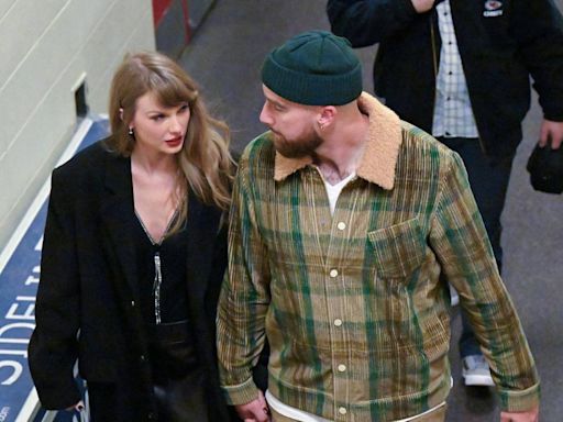 These lyrics in two new Taylor Swift songs are about Travis Kelce, her fans say