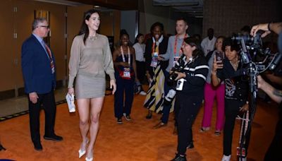 Caitlin Clark's Orange Carpet Fail Leaves Fans Loving WNBA Rookie More