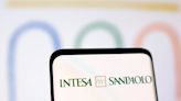 Italy's antitrust probes Intesa's client shift to mobile unit