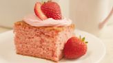 This 2-Ingredient, No-Bake Strawberry Cloud Cake Is A Slice Of Heaven