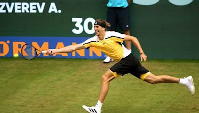 Zverev and Sinner battle into last 16 on Halle grass