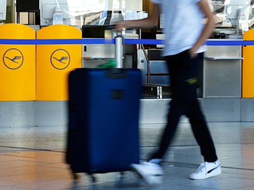 Lufthansa to raise fares by up to 72 euros as environmental costs increase
