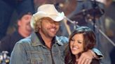 Toby Keith’s daughter accepts late country star’s honorary degree