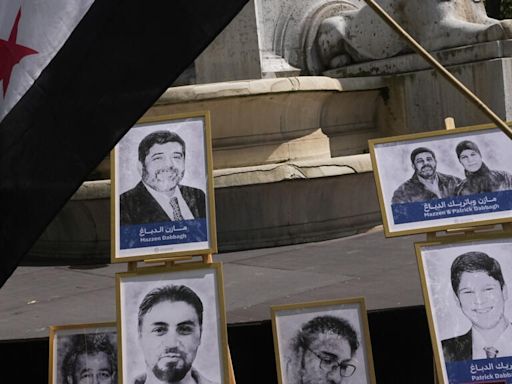 Condena en Francia a altos funcionarios sirios revela el infierno de las cárceles de Al-Assad