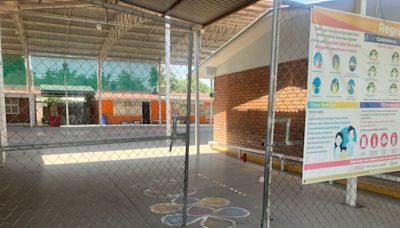 Primaria de Torreón se queda sin agua y sin luz y dan salida a estudiantes