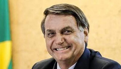 Joias, faca e terço: Veja lista de presentes que Jair Bolsonaro ganhou durante mandato