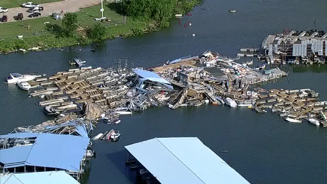 At least 7 dead, 100 injured in North Texas tornado outbreak