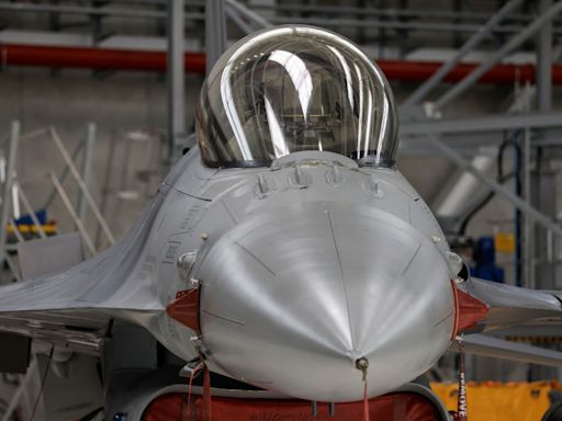 F-16 fighter jets arrive in Ukraine but may not tip advantage against Russia