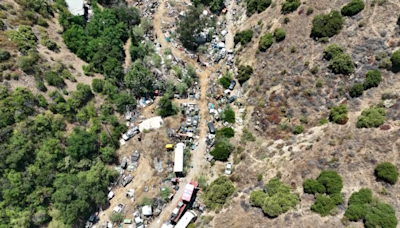 Sun Valley resident battles neighbor over sprawling ‘junkyard’