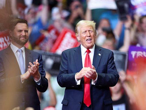 Trump mocks Democrats, insults Nancy Pelosi, in first campaign rally since assassination attempt