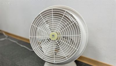 天氣濕熱…除濕機、電扇老是移來移去？台電示警「1情況」不理恐害命