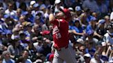 TJ Friedl hits a 3-run homer as the Reds beat the slumping Cubs 5-2