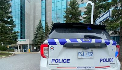 Ottawa police probe east end crash that left man seriously injured