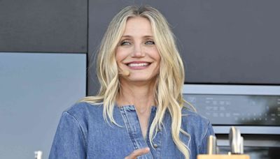 Cameron Diaz’s Comfy White Sneakers Are the Must-Have Summer Shoes We’re Seeing Everywhere — and Pairs Start at $22