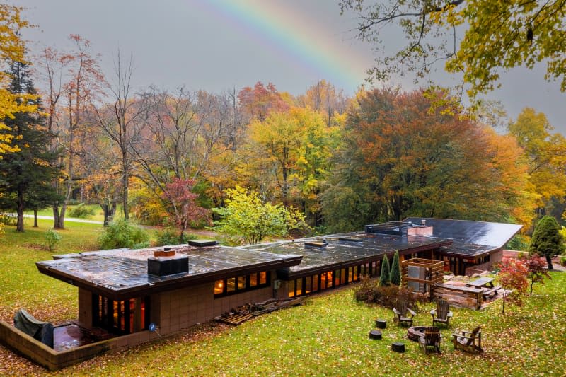 This Stunning Frank Lloyd Wright House Is for Sale