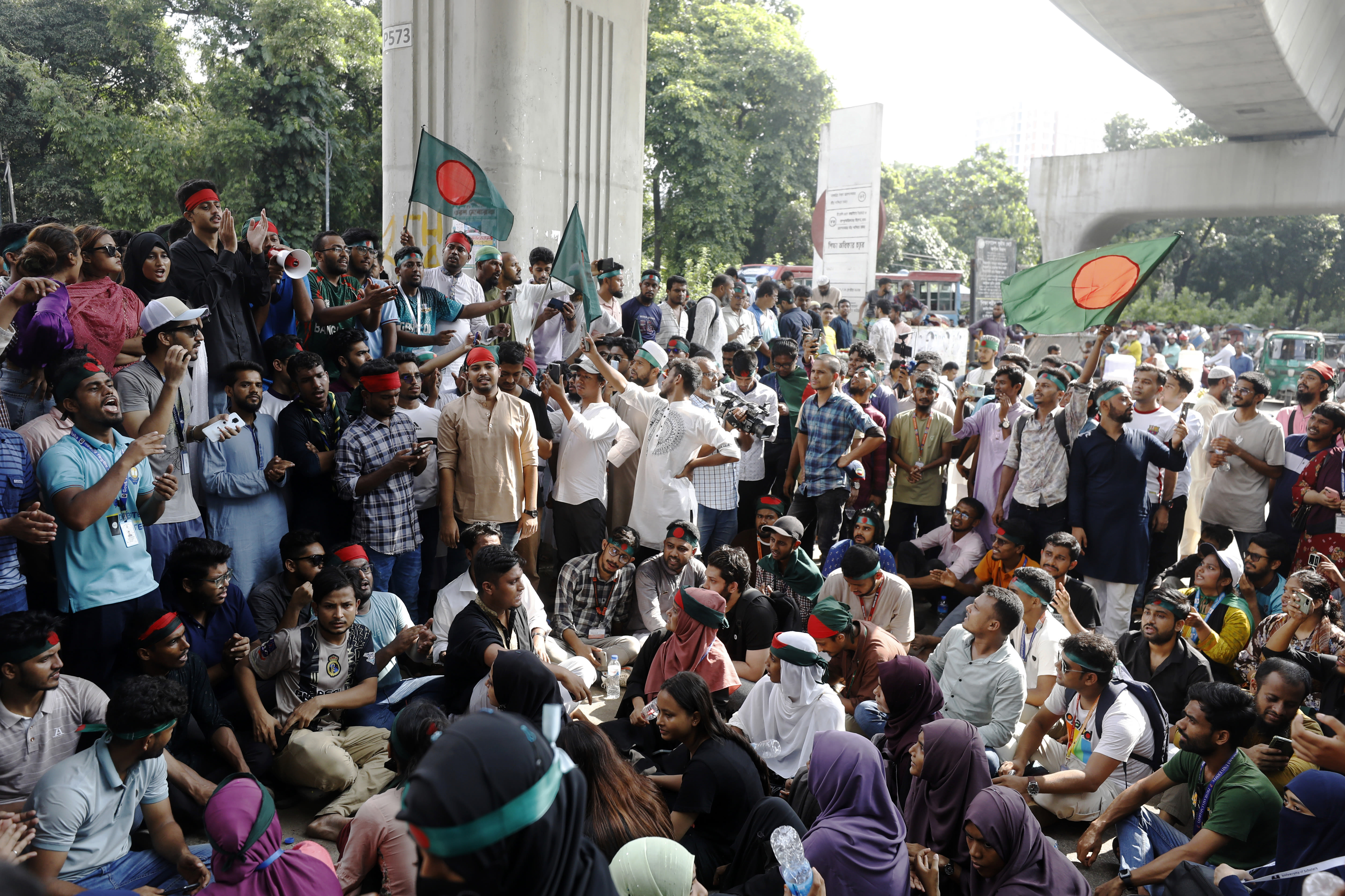 Bangladesh's chief justice resigns under pressure as Yunus-led interim government starts working