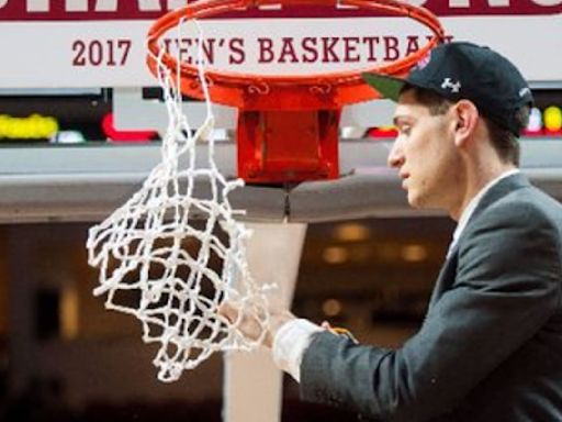 Report: Chris Jans Adding Hoop Vision's Jordan Sperber to Staff