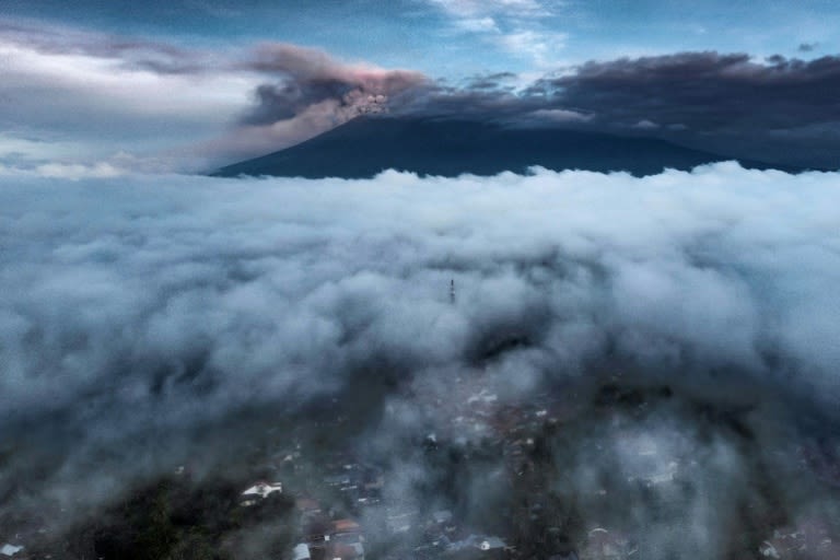 34 dead in Indonesia floods, 16 missing