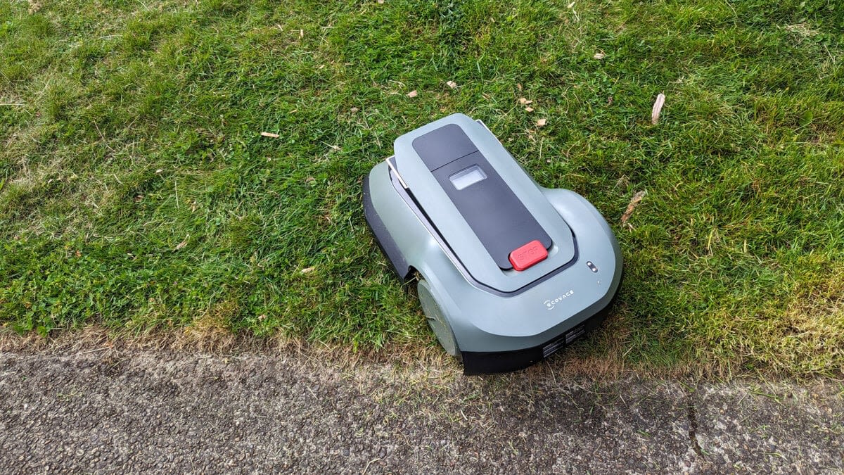 This Robot Lawn Mower Failed to Deliver on All Counts