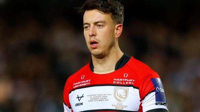 Fly-half Evans joins Dragons after leaving Gloucester