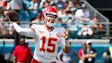 WATCH: Patrick Mahomes finds Skyy Moore for touchdown, Chiefs lead vs. Jaguars