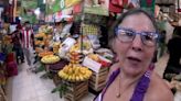 La reacción de asombro de una madre cubana al visitar por primera vez un mercado en la CDMX