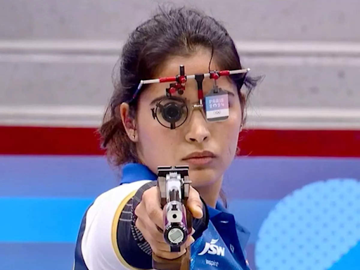 Manu Bhaker Congratulatory Ads: Brands Pull Down Posts After Legal Notice Threat From Paris Olympics Medalist