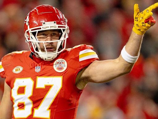 Taylor Swift fans see old Travis Kelce tweet as perfect accompaniment to her new album