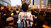 La selección argentina es local, juegue donde juegue: las razones de un fenómeno inesperado y la locura por Messi