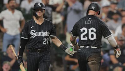 Sheets, Lee, Baldwin power White Sox past Yankees 12-2 for 1st win under Sizemore