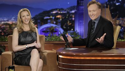 Conan O’Brien Was Once “Jealous” After Ex Lisa Kudrow Praised Matthew Perry’s Performance on ‘Friends’