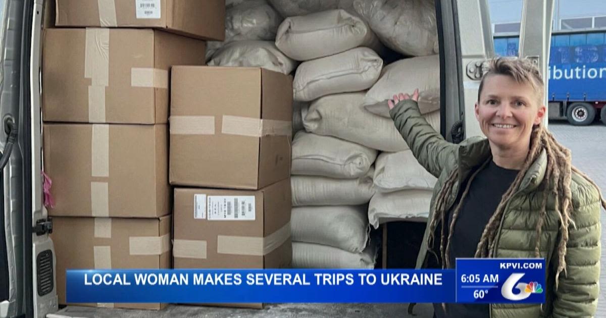 Ukrainian Woman Goes Back to Her Homeland