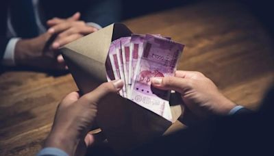 Maharashtra: University staffer held for taking Rs 81,000 bribe in Raigad